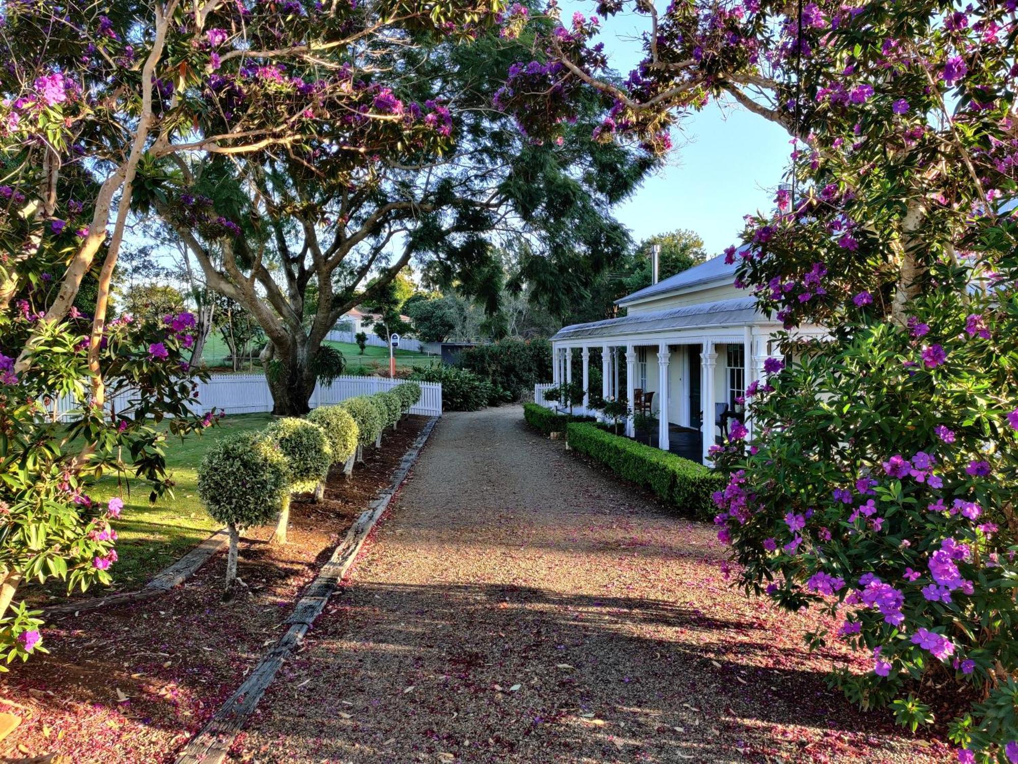 Wintergreen Manor At 马莱尼 外观 照片